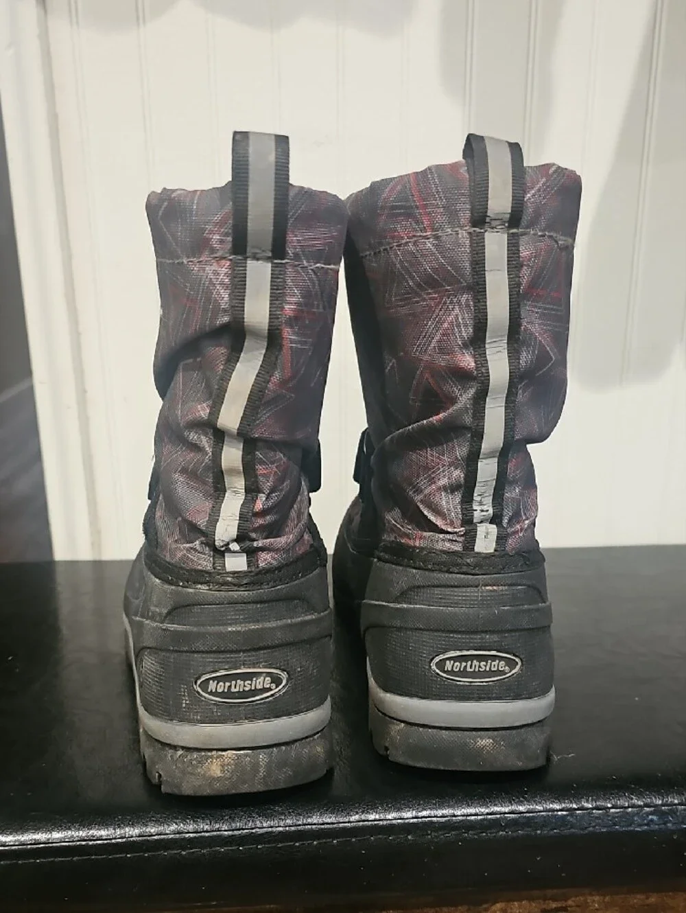 3M Thinsulate Kids Black Winter Boots with Geometric Pattern